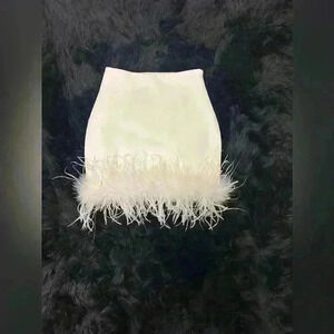 NWT Brand New Ostrich feathered trim skirt